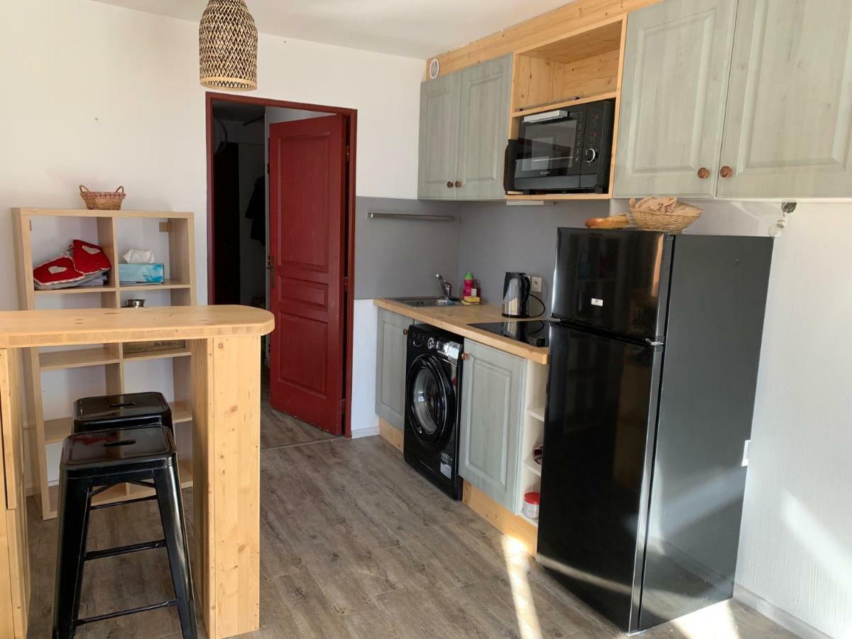 De A Apartment